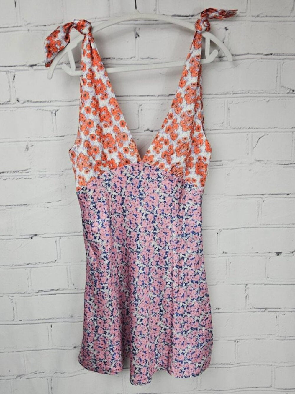 VRG GRL Floral Tie Shoulder Mini Dress Bias Cut Pink Orange Womens 8 Sundress